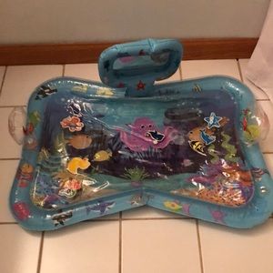Tummy Time Water Mat, Inflatable Gift Toy for 0 3 6 9 12 Month Baby Boy Girl